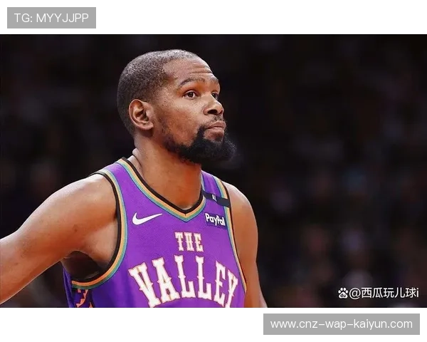 杜兰特帮布克澄清谣言,两人关系更铁了 杜兰特帮布克澄清谣言,两人关系更铁了