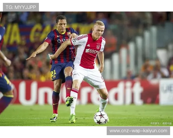阿贾克斯中前场在比赛中经常左右局面